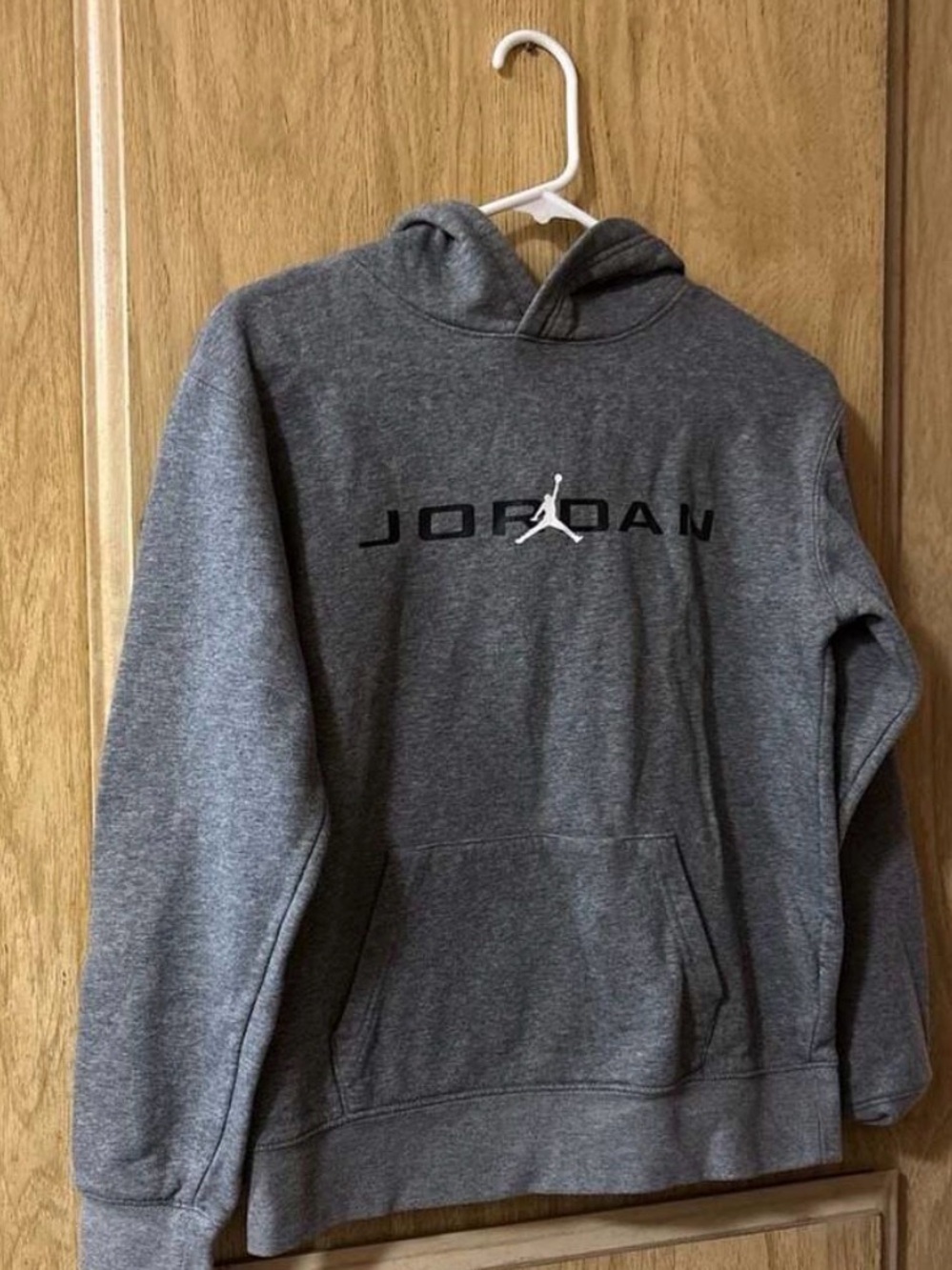 Jordan Youth Boys Grey Jumpman Logo Hoodie Size L (12-13Y)